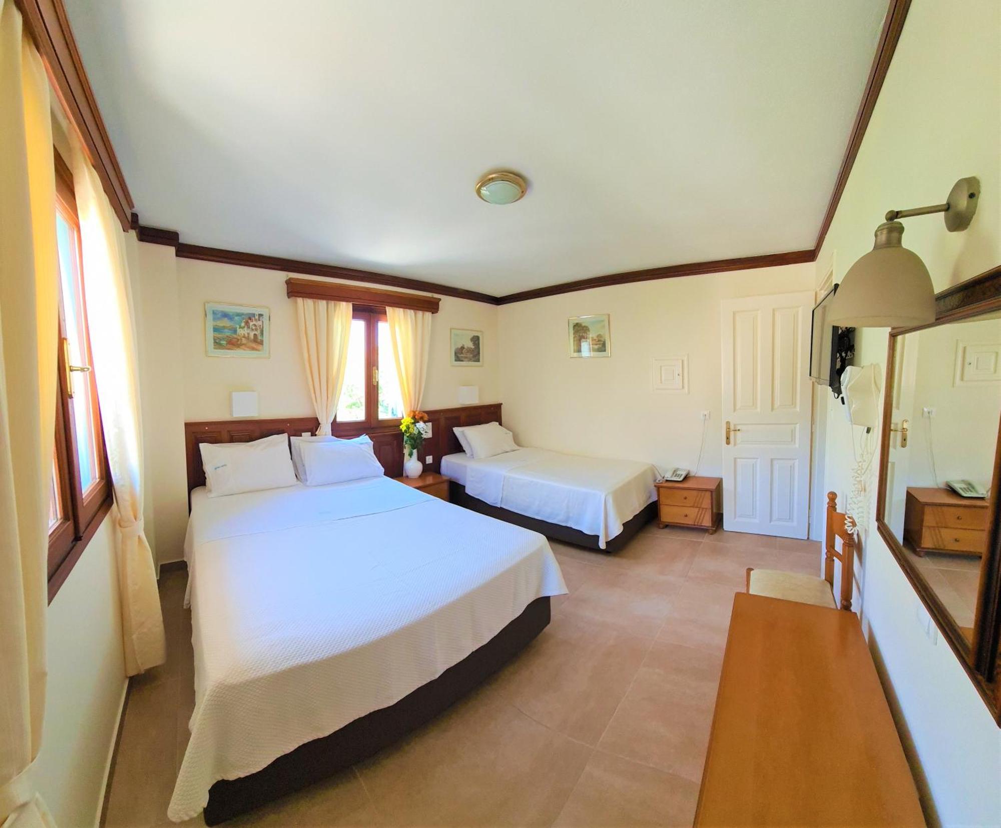 Kastro Hotel Szpécesz Szoba fotó